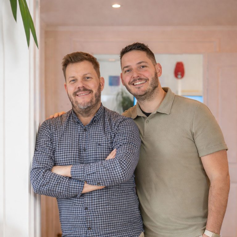 Geschäftsführung hallöchen, zwei Männer